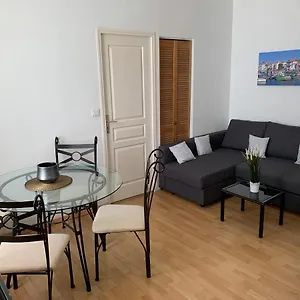  Appartement Centre, Pres Avenue De Verdun, Cosy 2 Pieces , Salon , Separe, Rue Tres Calme A 10 Minutes A Pied De La Grande